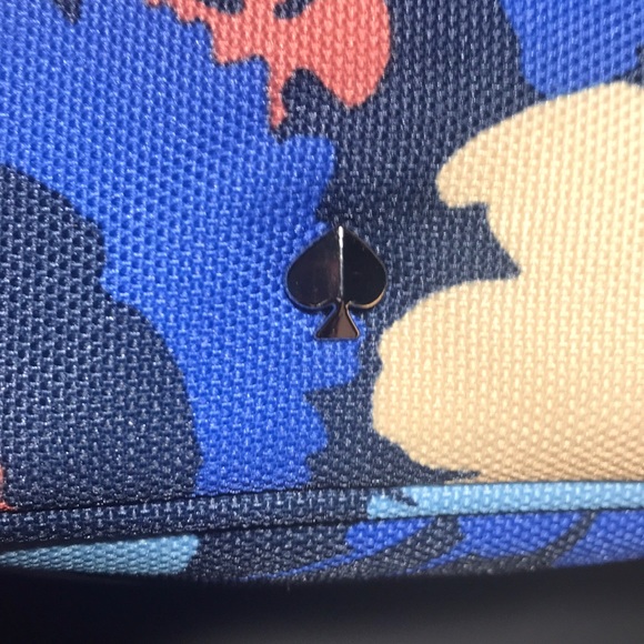 Kate Spade Insulated Lunch Tote - Picture 8 of 8